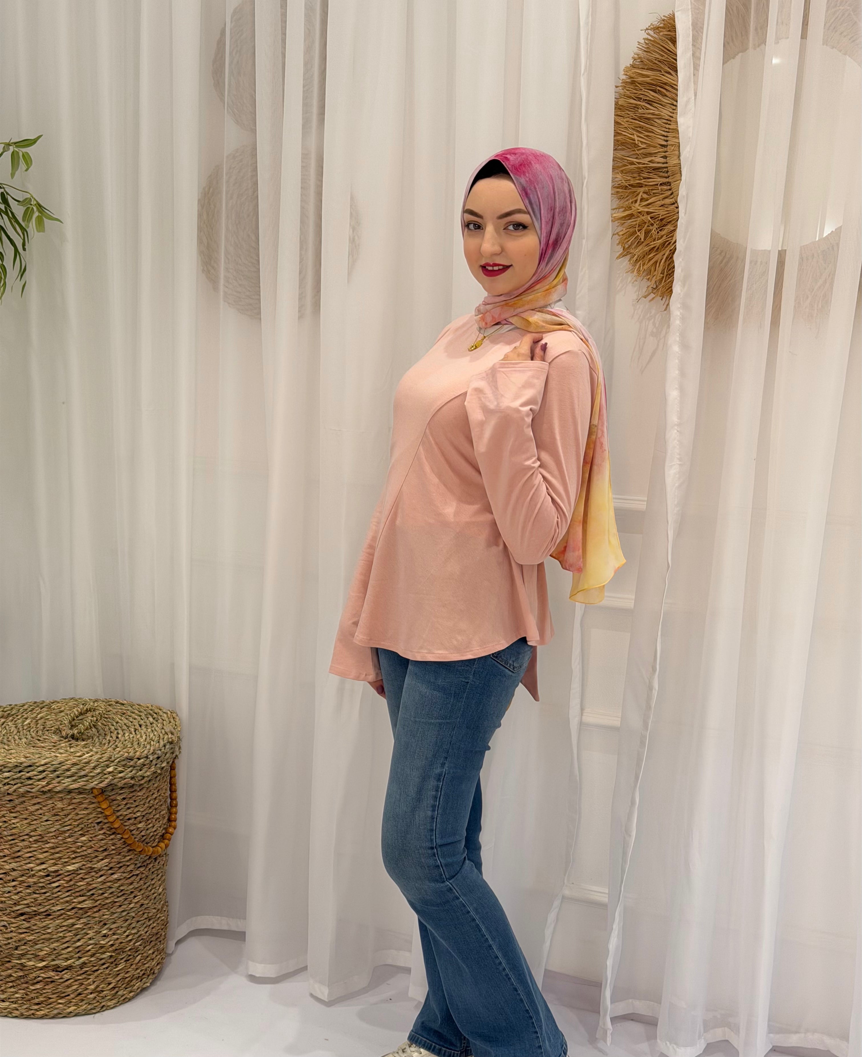The bow back tie t-shirt